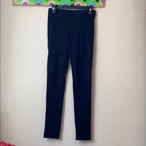 Nordstrom B Black Distressed Leggings size small - Picture 5 of 6